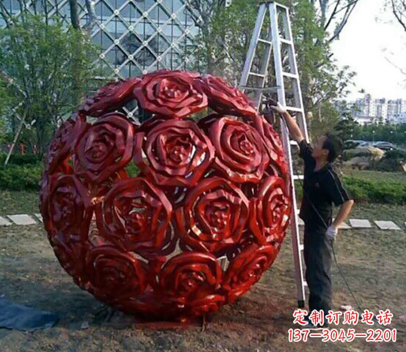 辽阳不锈钢玫瑰花镂空雕塑