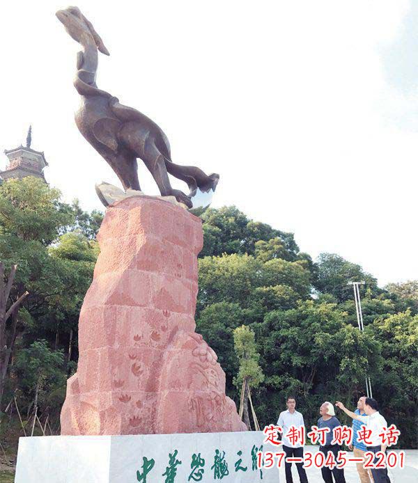 辽阳恐龙雕塑,极致灵动与完美融合