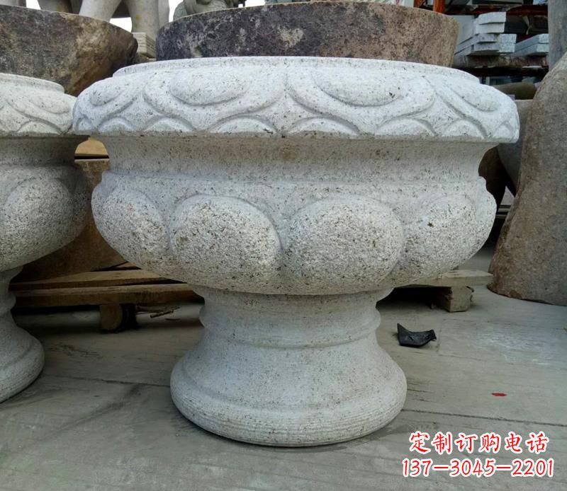 辽阳广场大理石花盆雕塑 (2)