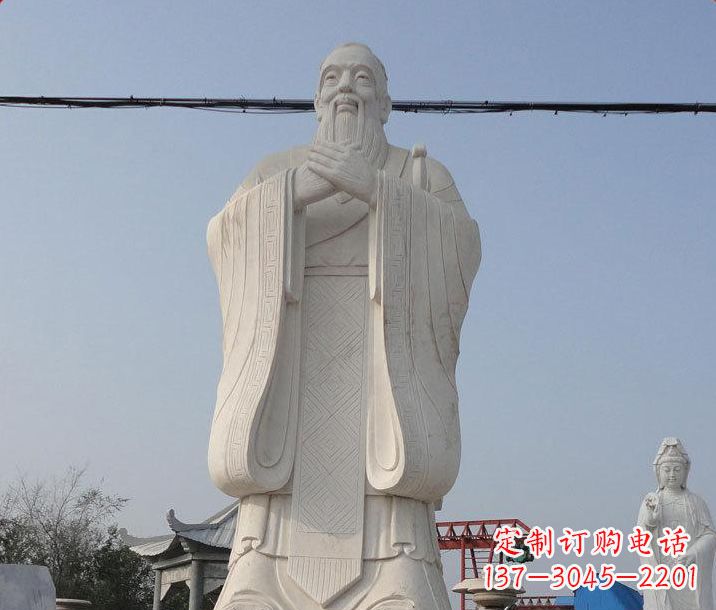 辽阳广场大型孔子石雕