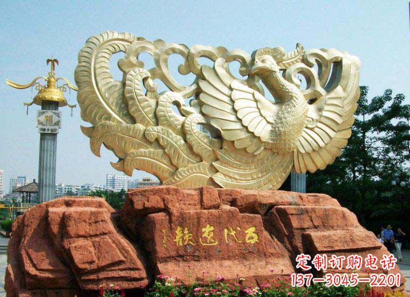 辽阳广场凤凰景观铜雕