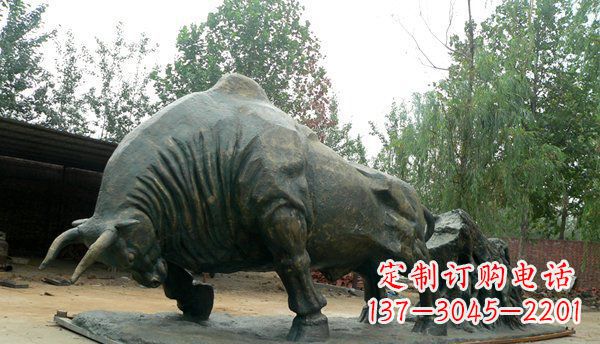 辽阳广场耕地牛铜牛铜雕