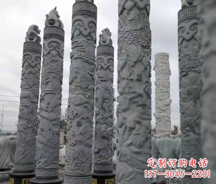 辽阳广场景观12生肖石柱 (2)
