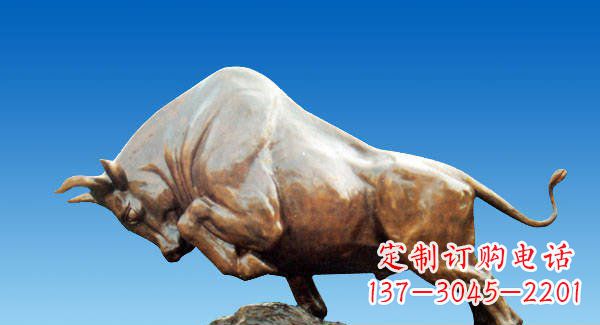 辽阳广场开荒拓荒牛铜雕