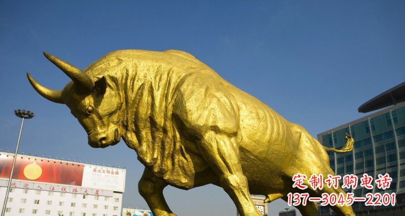 辽阳广场牛动物铜雕