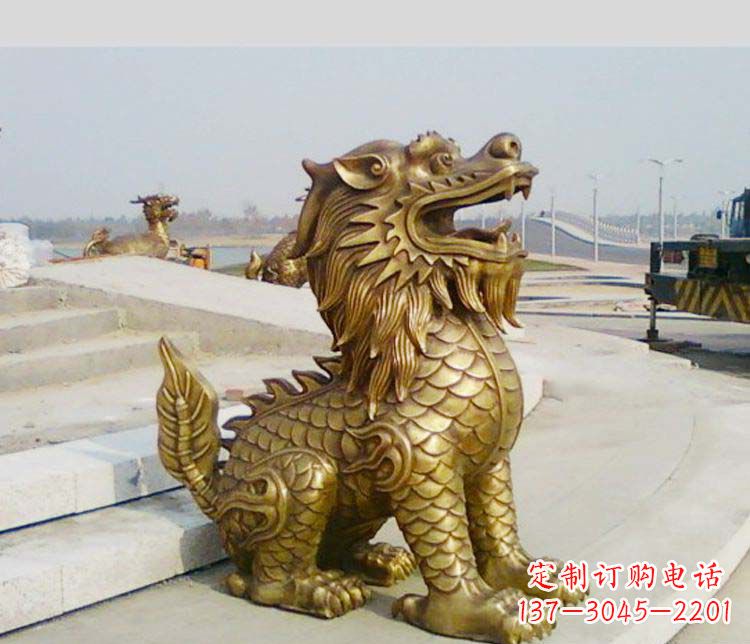 辽阳广场铸铜狮子雕塑