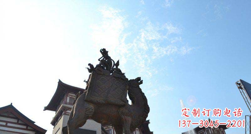 辽阳广场坐在骆驼背上的飞天人物景观铜雕