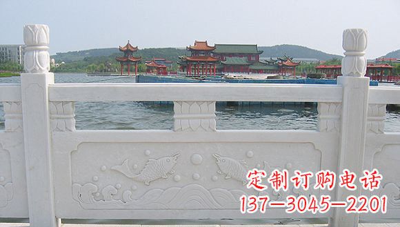 辽阳海边汉白玉栏板雕塑
