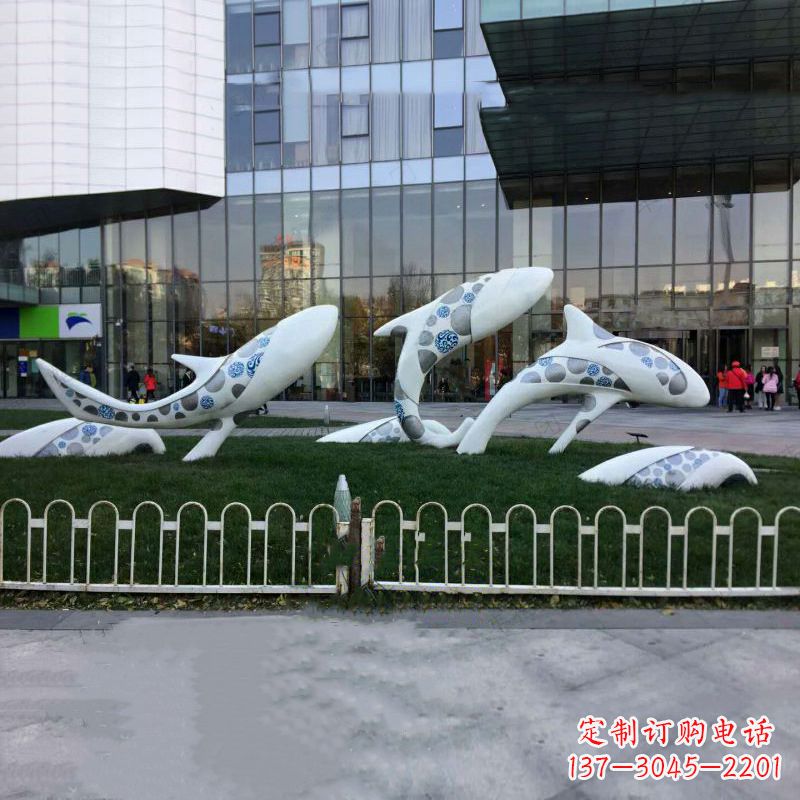 辽阳海豚玻璃钢城市景观雕塑-城市街道绿地装饰动物摆件