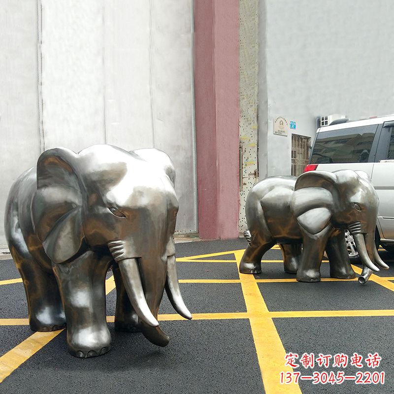 辽阳憨态大象不锈钢镜面雕塑