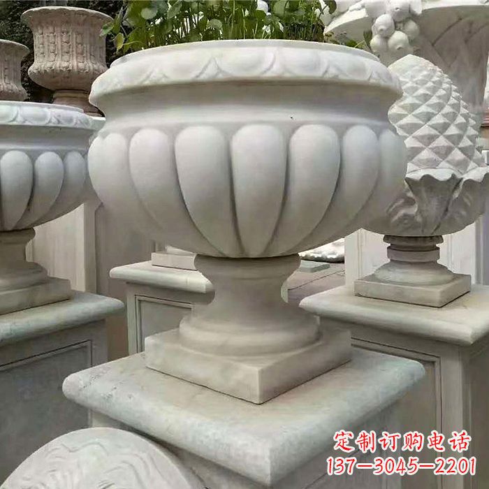 辽阳优雅的汉白玉花盆雕塑