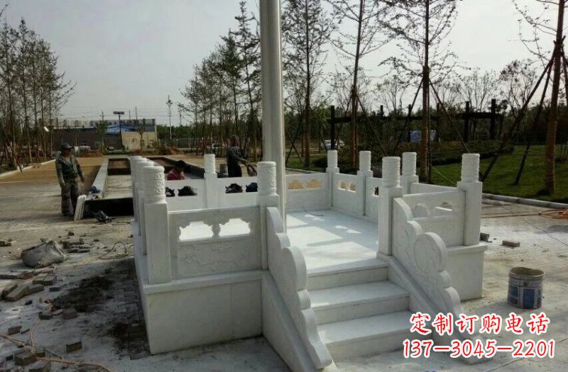 辽阳高端汉白玉国旗台石雕,让您的祖国熠熠生辉