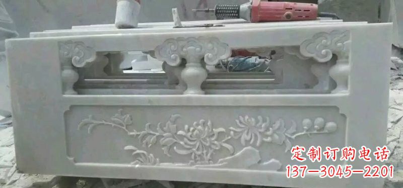 辽阳汉白玉花朵浮雕栏板,精致深具视觉立体感