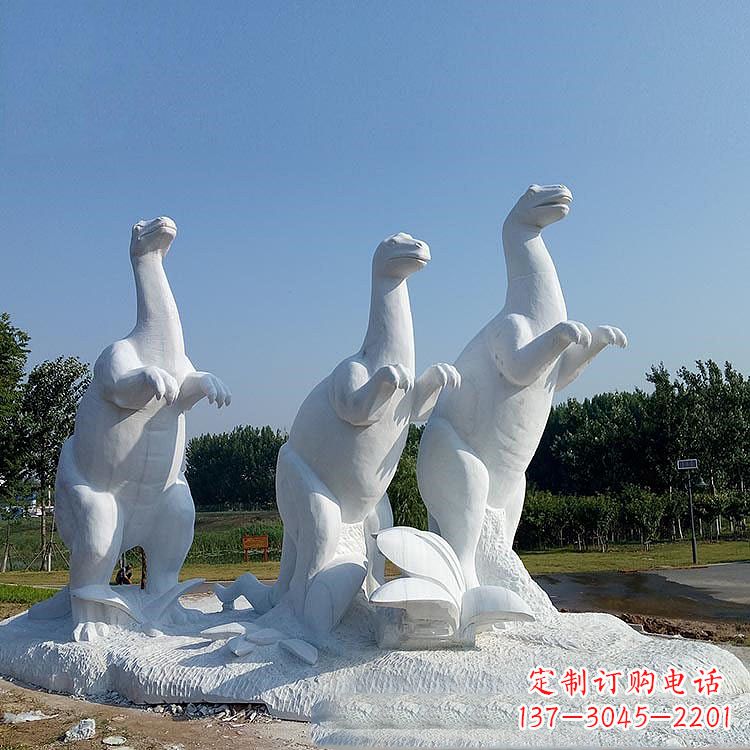 辽阳百年恐龙,白玉雕塑景观邀您共赏