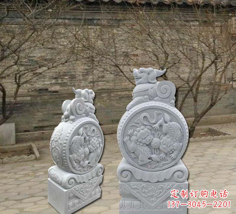 辽阳精美汉白玉貔貅门墩
