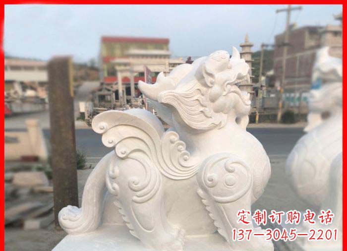 辽阳中领雕塑:精美汉白玉貔貅门口招财石雕