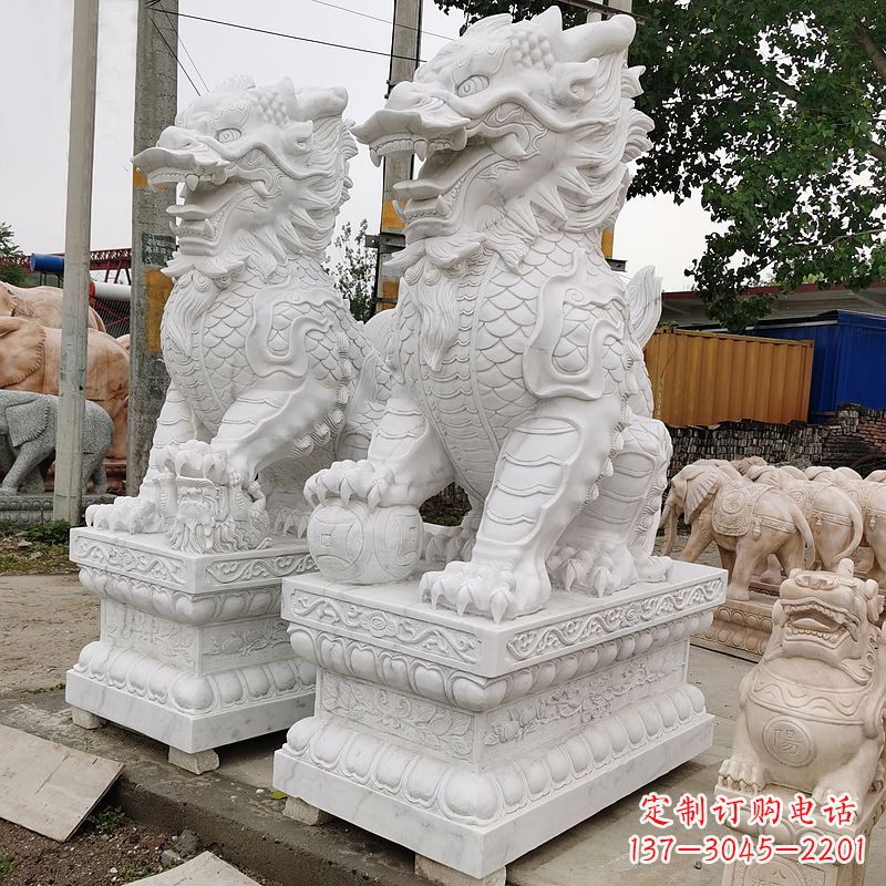 辽阳汉白玉石雕麒麟