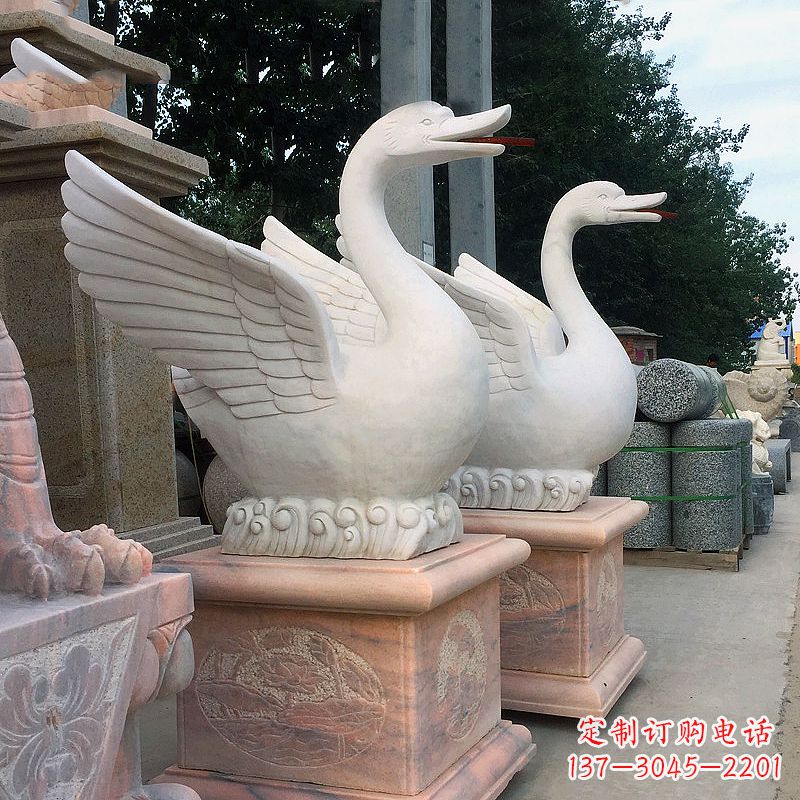 辽阳汉白玉天鹅石雕-庭院别墅喷水动物摆件