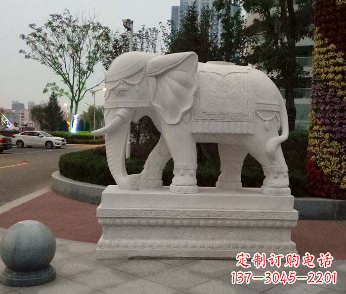 辽阳高贵优雅的汉白玉大象雕塑