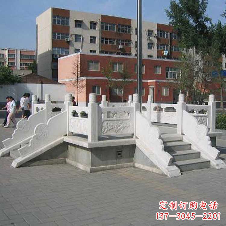 辽阳汉白玉学校升旗台雕塑