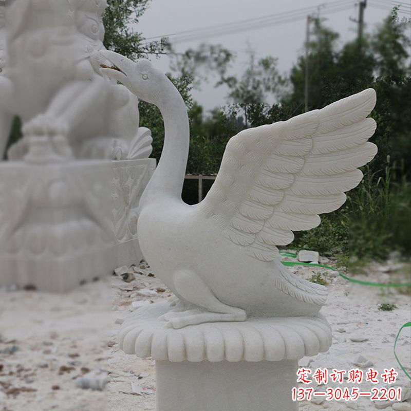 辽阳汉白玉展翅喷水天鹅雕塑