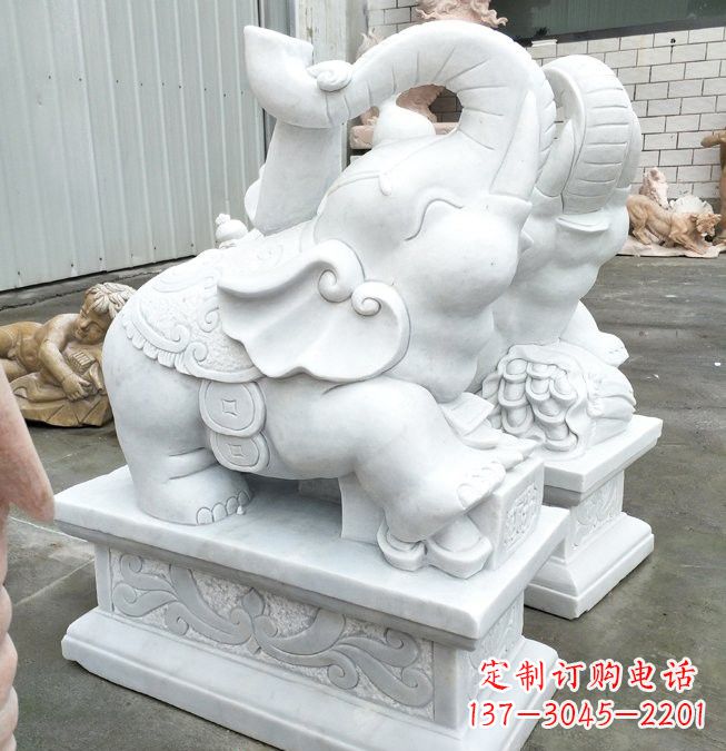 辽阳汉白玉招财运小象雕塑