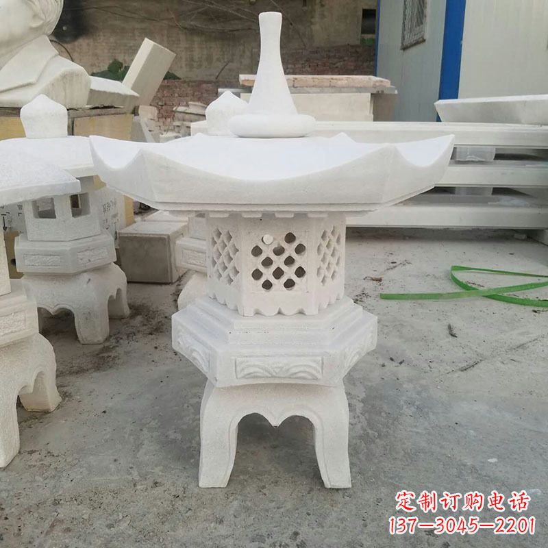 辽阳汉白玉中式石雕灯笼