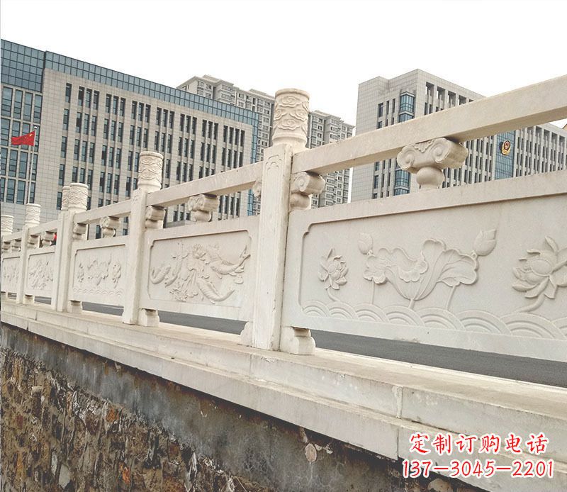 辽阳中领雕塑:精致的鲤鱼石浮雕石栏板石雕