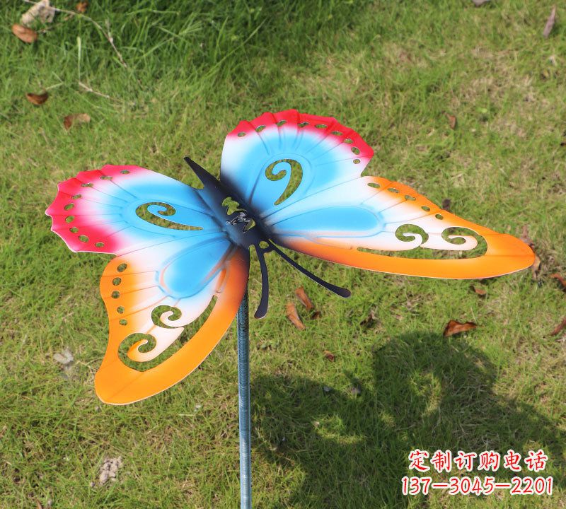 辽阳红橙蓝不锈钢蝴蝶雕塑