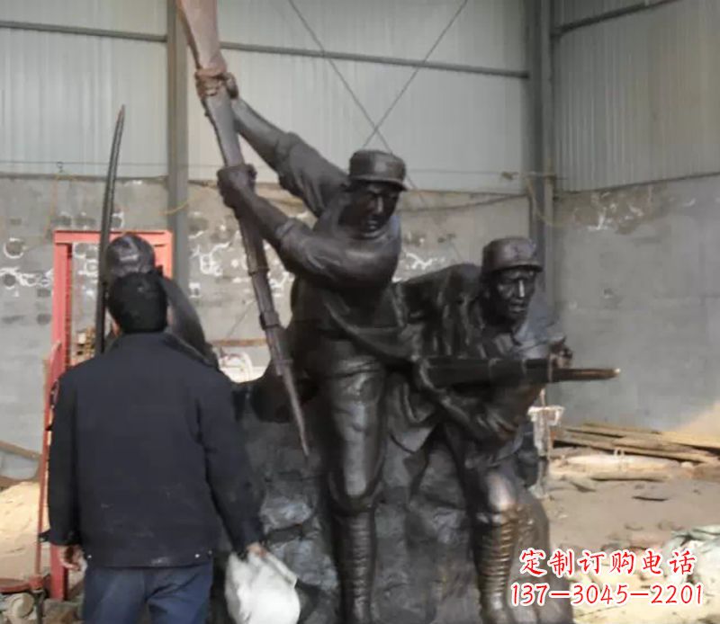辽阳红军冲锋广场人物铜雕