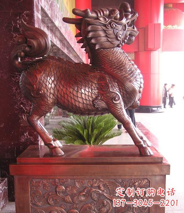 辽阳红铜麒麟神兽铜雕