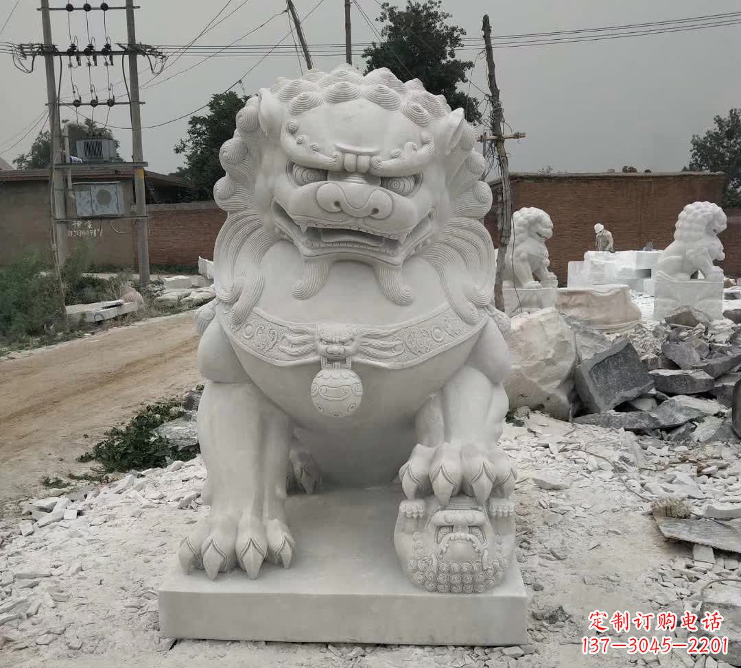 辽阳户外狮子踩球石雕