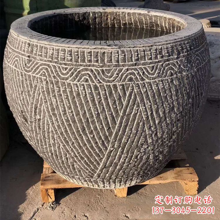辽阳精美鱼缸雕塑,装点你的花园