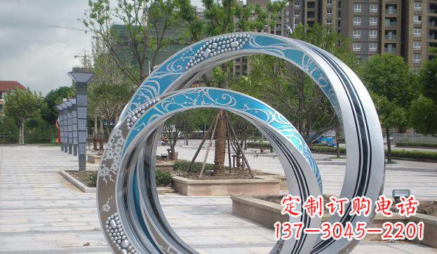 辽阳铸造精良的不锈钢圆环雕塑