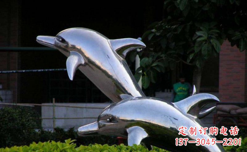 辽阳街边不锈钢跳跃海豚景观雕塑