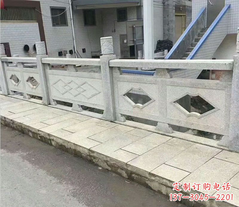 辽阳中领雕塑:让您的栏板石雕更加出彩