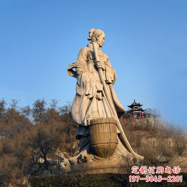 辽阳重温历史的美女雕塑