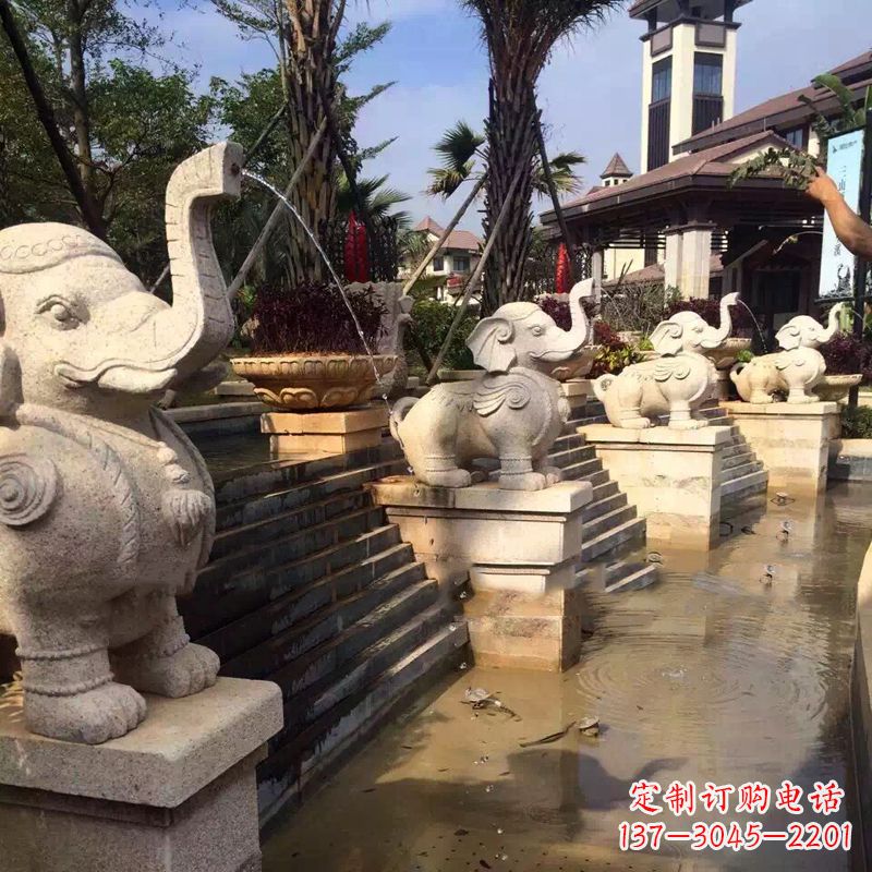 辽阳雕刻精美的大象雕塑