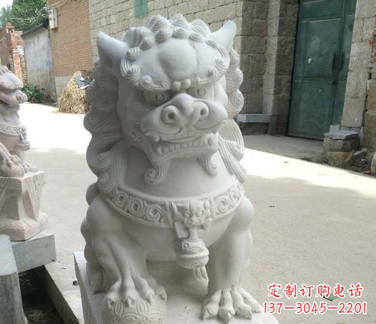辽阳景区南方石狮子石雕