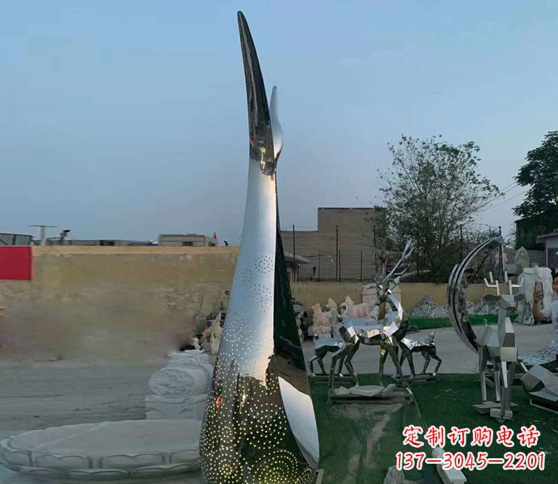 辽阳高雅优雅,中领雕塑定制不锈钢抽象天鹅雕塑