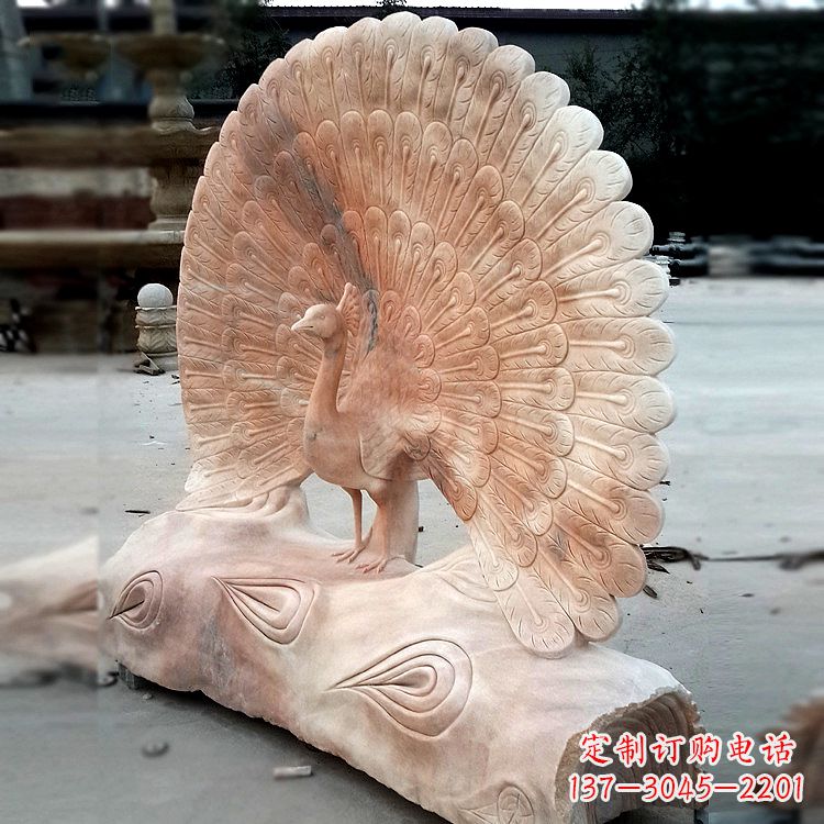 辽阳孔雀晚霞红石雕