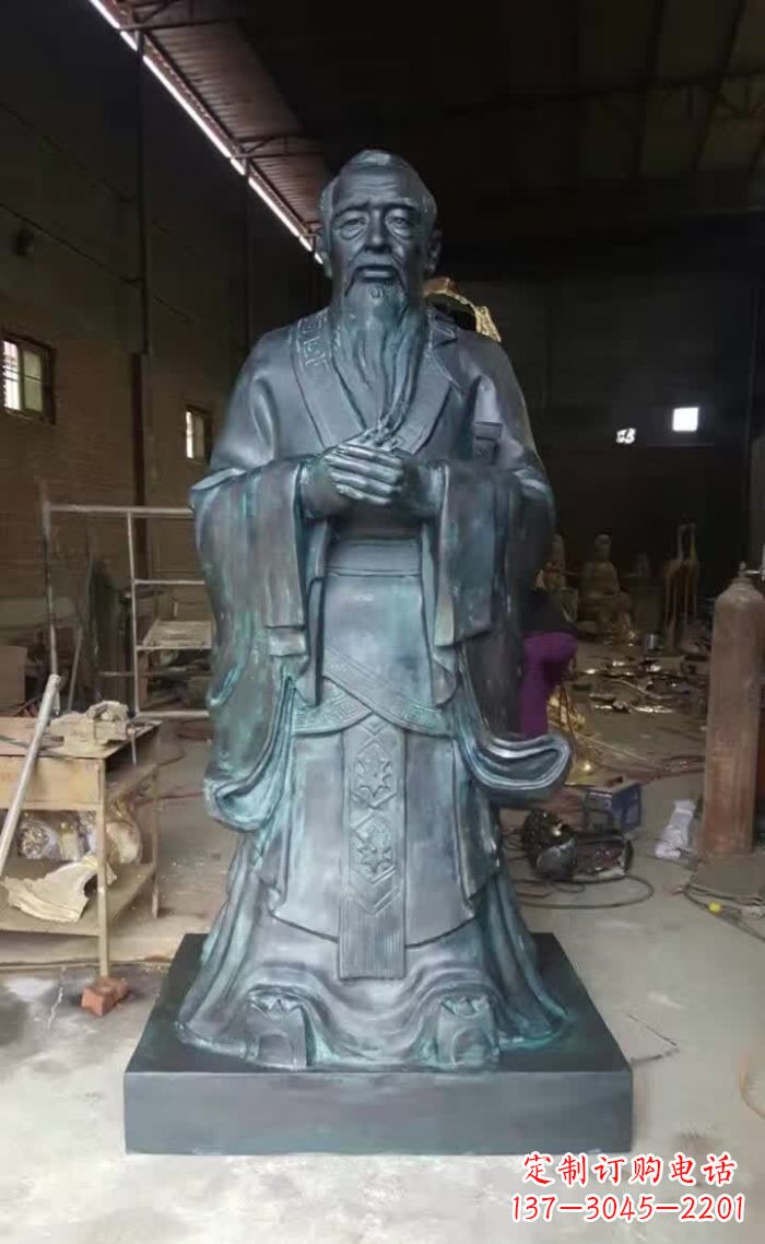 辽阳中领雕塑的孔子青铜雕塑