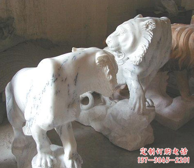 辽阳老虎石雕