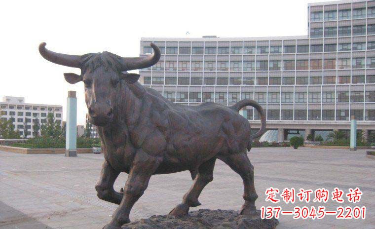 辽阳老牛动物广场铜雕