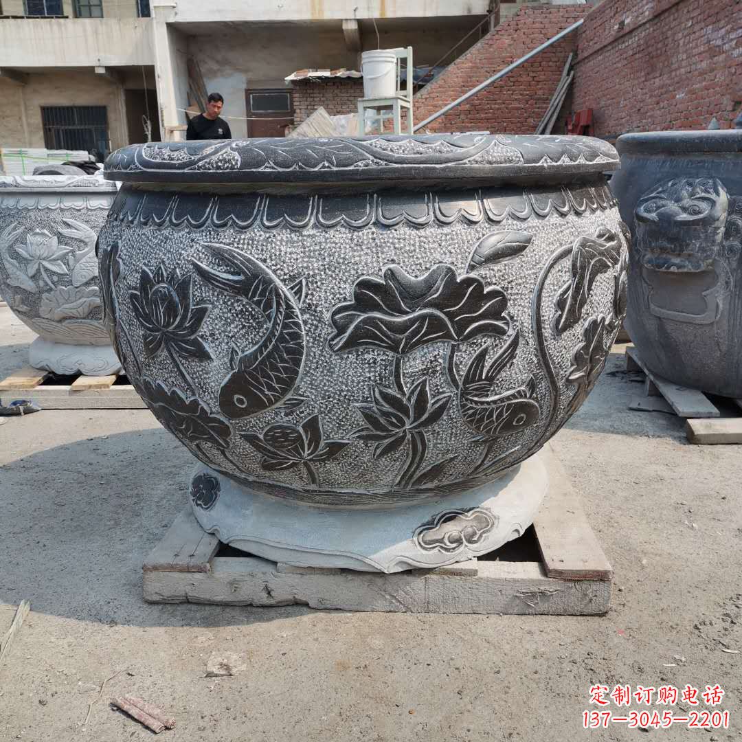 辽阳老青石园林石雕水缸,享受自然之美