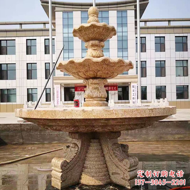 辽阳中领雕塑的精美莲花石雕