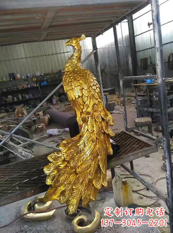辽阳精工制作的鎏金凤凰雕塑