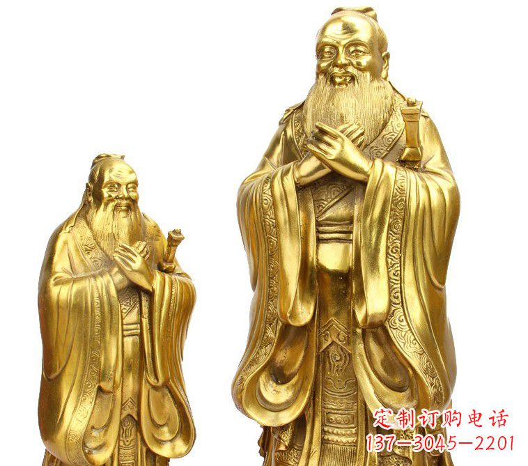 辽阳鎏金孔子铜雕像