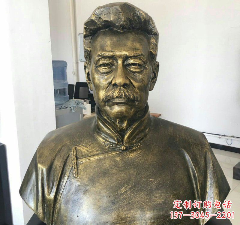 辽阳鲁迅铜雕:给您带来全新的珍藏体验