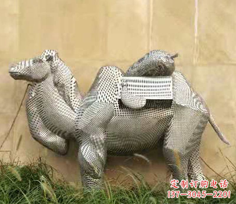 辽阳骆驼不锈钢户外雕塑